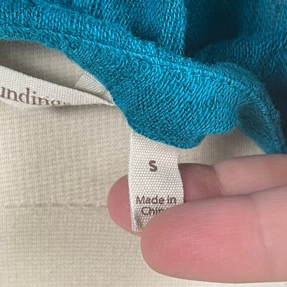 Soft Surroundings • Topanga Top in Everglade Green Gauzy Linen Cotton Blend - Picture 6 of 7